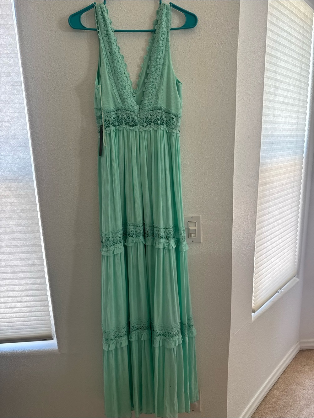 VENUS Mint Lace-Trim Pleated Maxi Dress